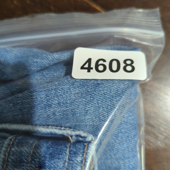 Mother Jeans Women's 31 Blue The Ditcher Zip Crop In Boogie Down Denim - Picture 15 of 15